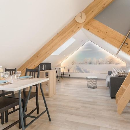 Appartement Entier - Toile Tendue - Wifi Pontarlier Eksteriør bilde
