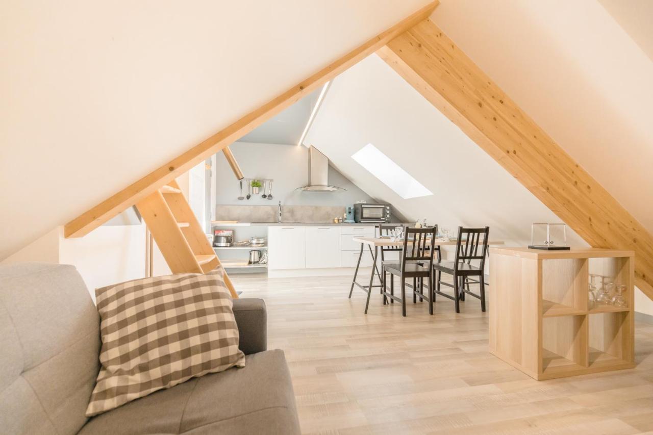 Appartement Entier - Toile Tendue - Wifi Pontarlier Eksteriør bilde